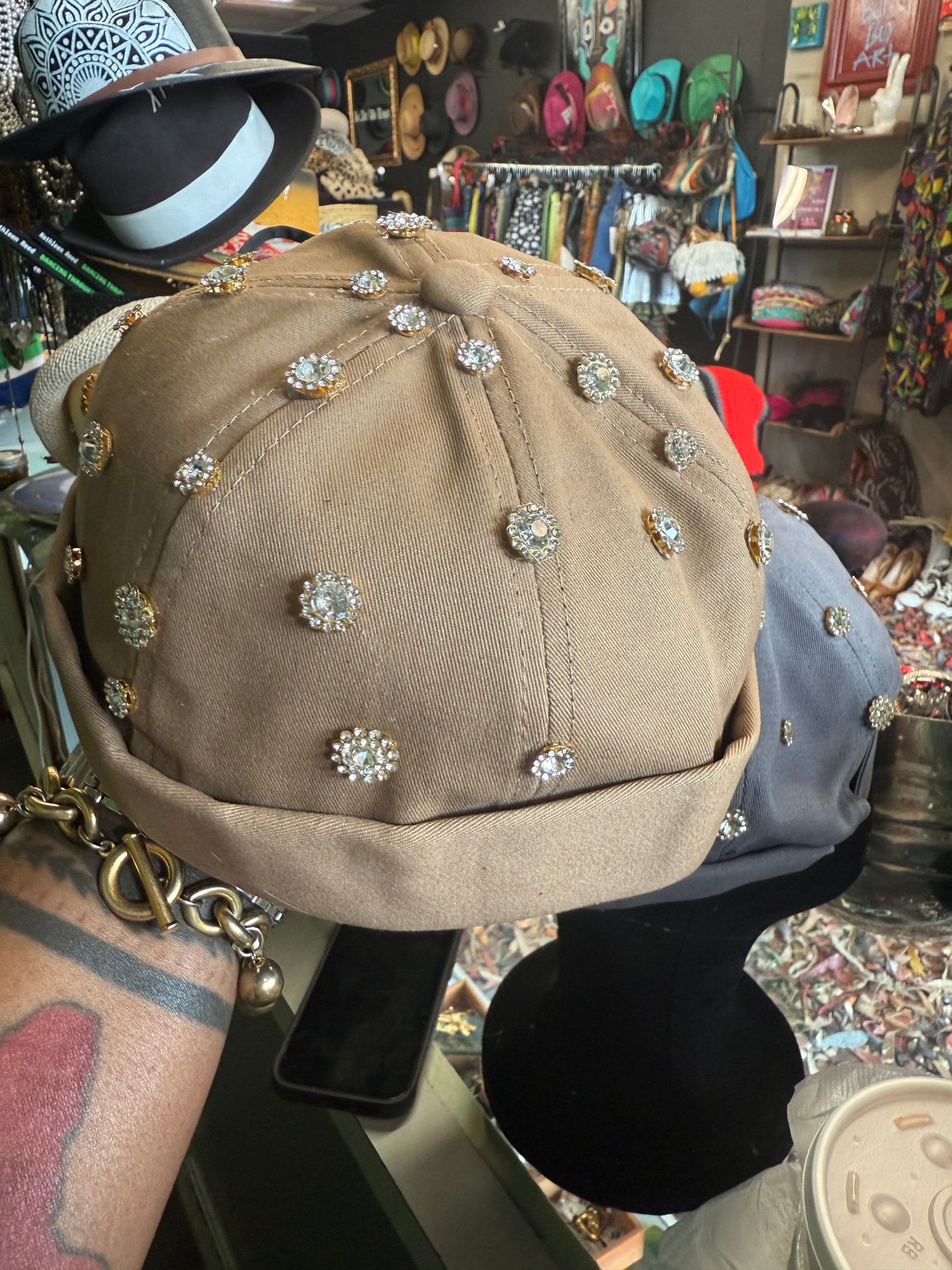 Dome Bucket Hat w “Stones”